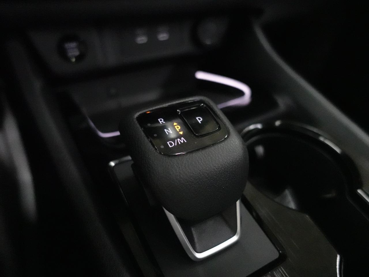 2024 Nissan Rogue SL | AWD | Nav | Leather | Pano roof | CarPlay