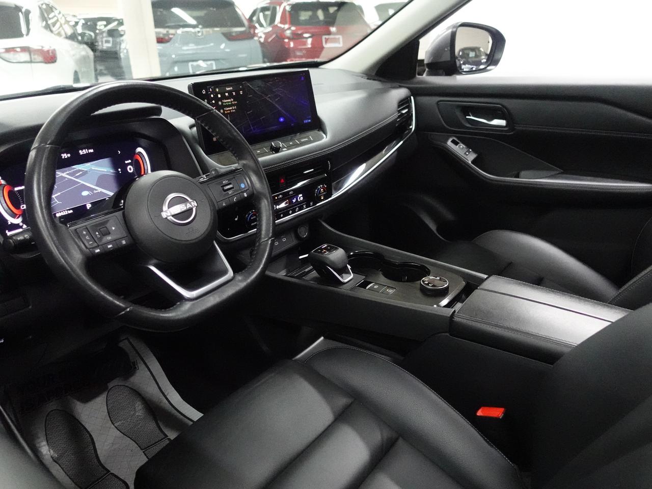 2024 Nissan Rogue SL | AWD | Nav | Leather | Pano roof | CarPlay Photo