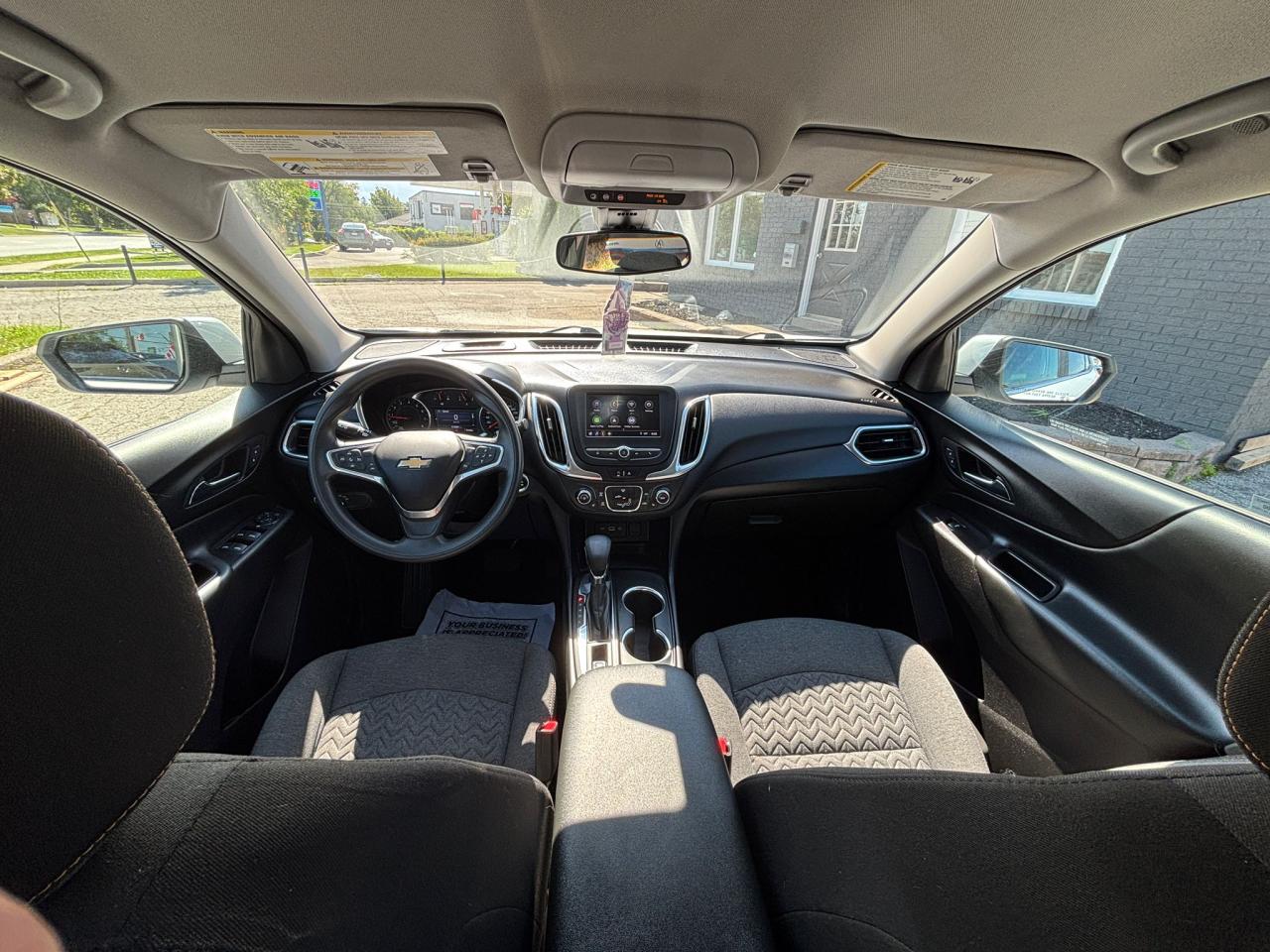 2022 Chevrolet Equinox LT No Accident Heat Seats Apple Carplay Lane Keep - Photo #2