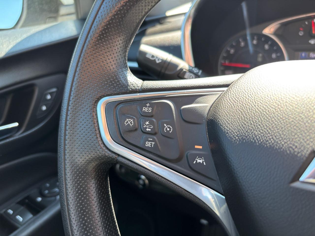 2022 Chevrolet Equinox LT No Accident Heat Seats Apple Carplay Lane Keep - Photo #26