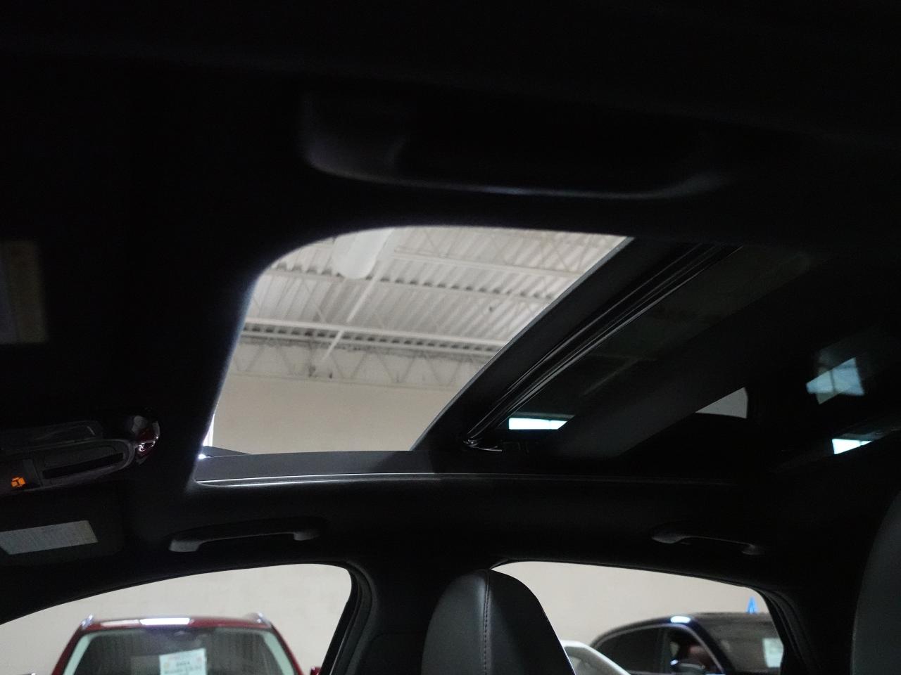 2022 Hyundai Sonata SPORT | 1.6T | Leather | Pano roof | BSM | CarPlay Photo