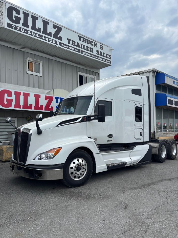 Used 2023 Kenworth T680 Highway Tractor  for sale in Surrey, BC