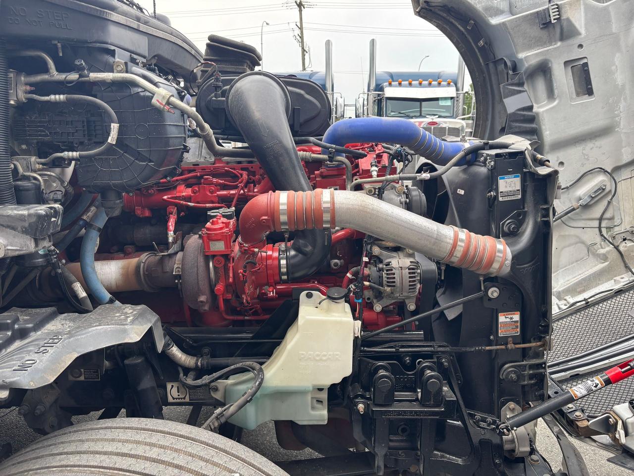 2023 Kenworth T680 Highway Tractor  - Photo #16