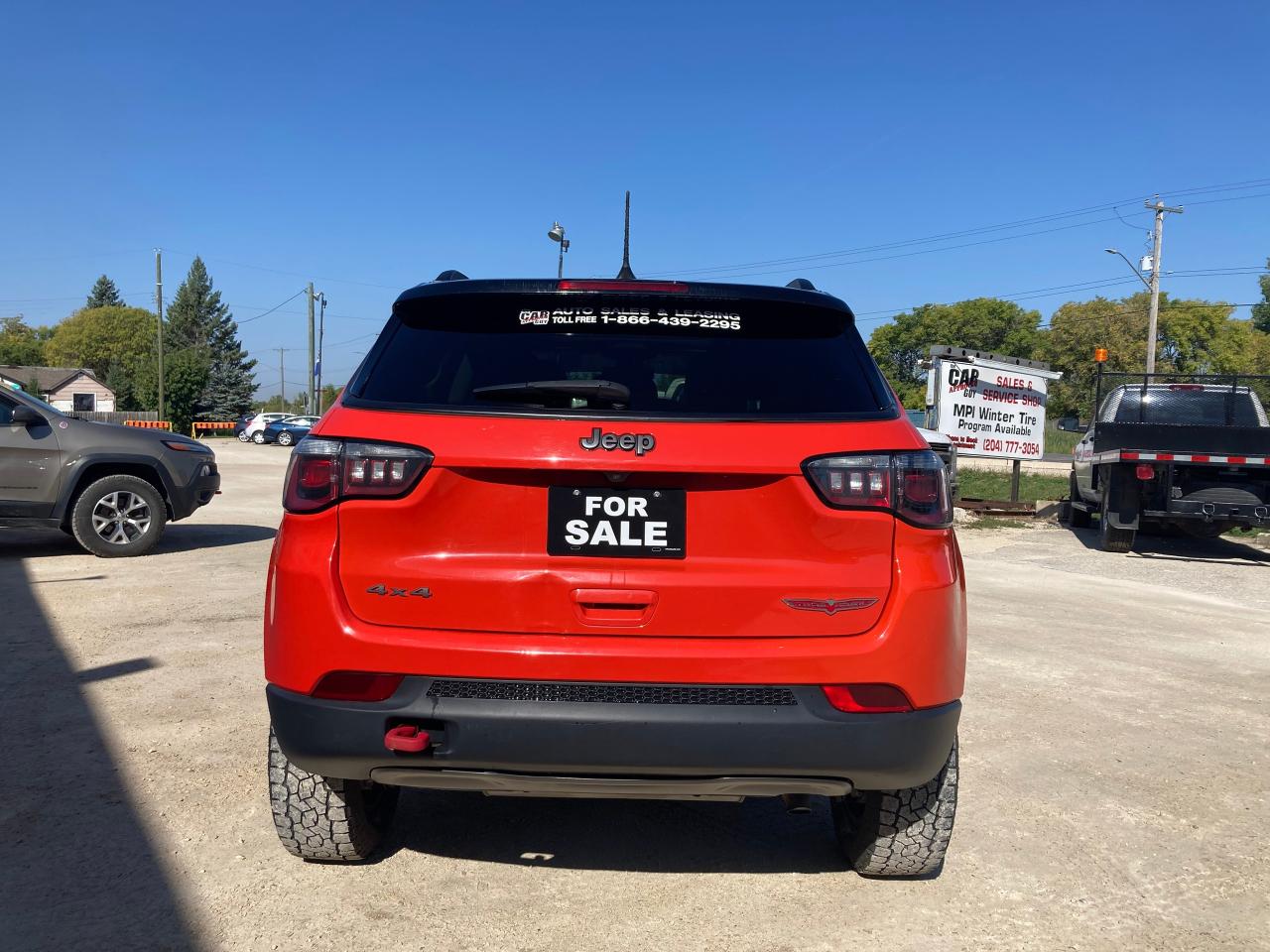 2017 Jeep Compass Trailhawk - Photo #4