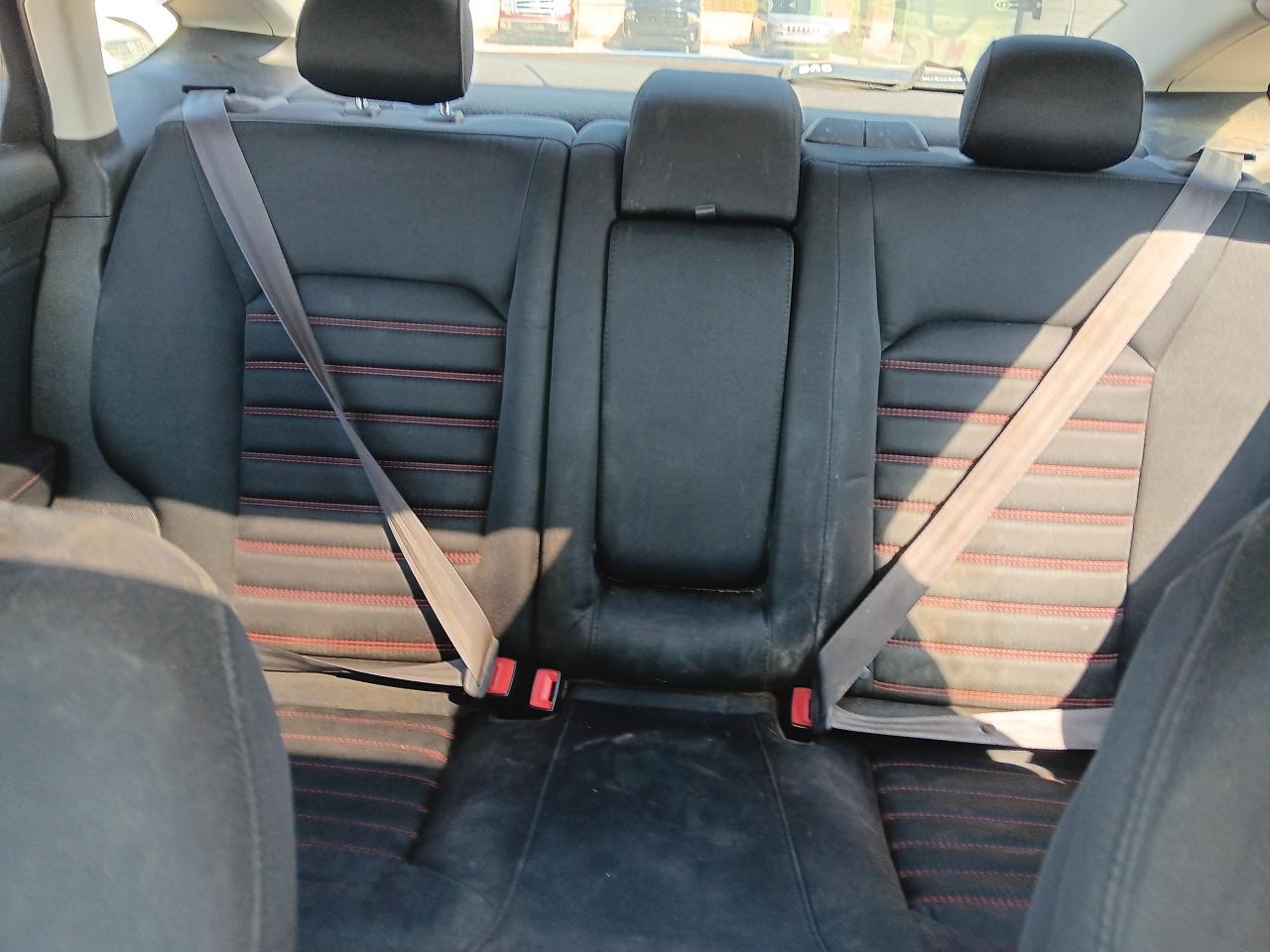 2013 Ford Fusion SE Automatic, Sunroof, Park Assist - Photo #13