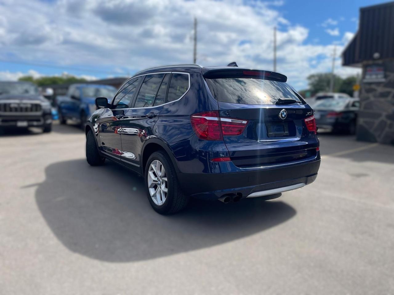 2012 BMW X3 AUTO AWD HEATED SEATS BACKUP CAM BLUETOOTH SUNROOF - Photo #3