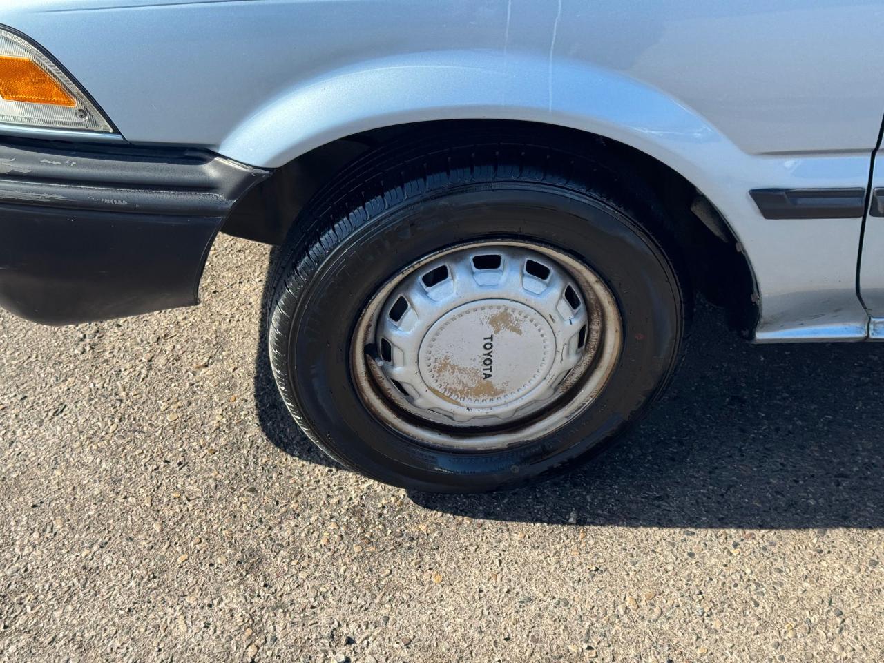 1990 Toyota Corolla SEDAN, BC CAR, 4 CYL, ONLY 183KMS, CERTIFIED - Photo #9