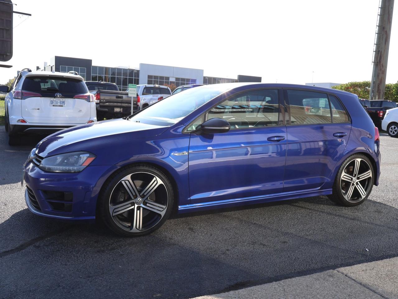 2016 Volkswagen Golf R 2.0L DSG AWD CERTIFIED *1 OWNER*ACCIDENT FREE* CAMERA NAV BLUETOOTH LEATHER HEATED SEATS CRUISE ALLOYS  NAV Photo2