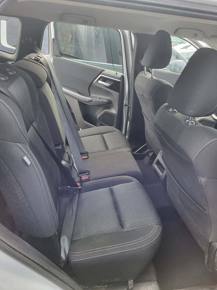 2022 Mitsubishi Outlander ES S-AWC Photo