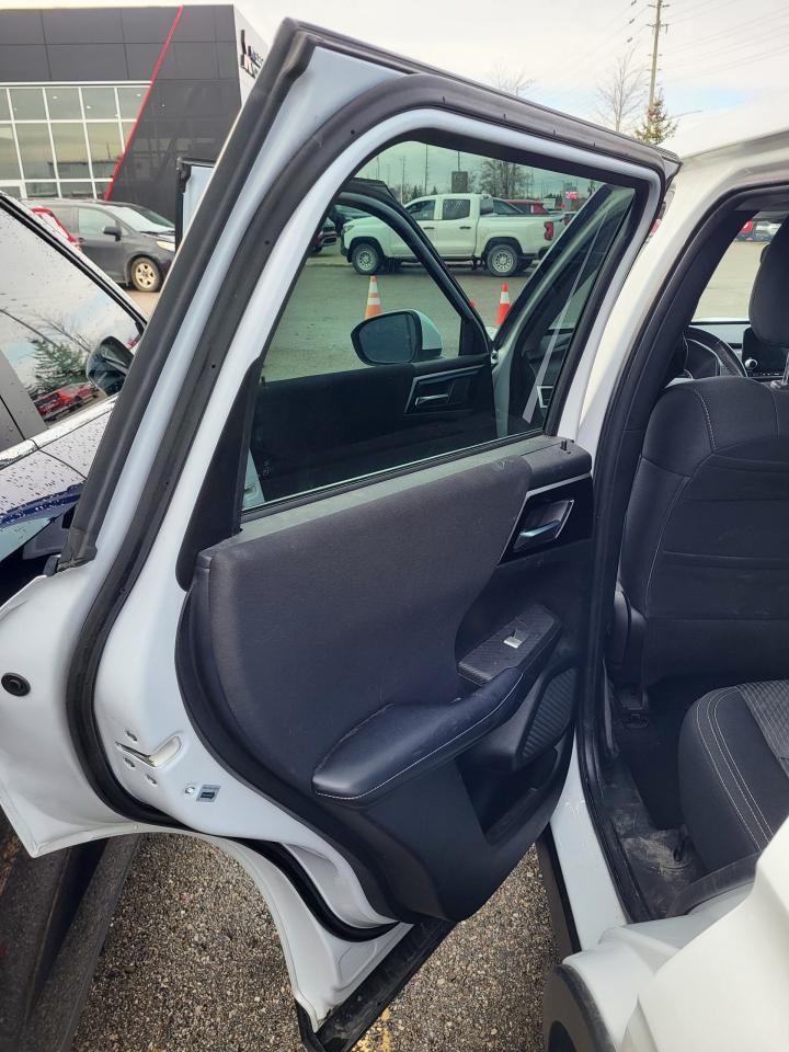 2022 Mitsubishi Outlander ES S-AWC Photo