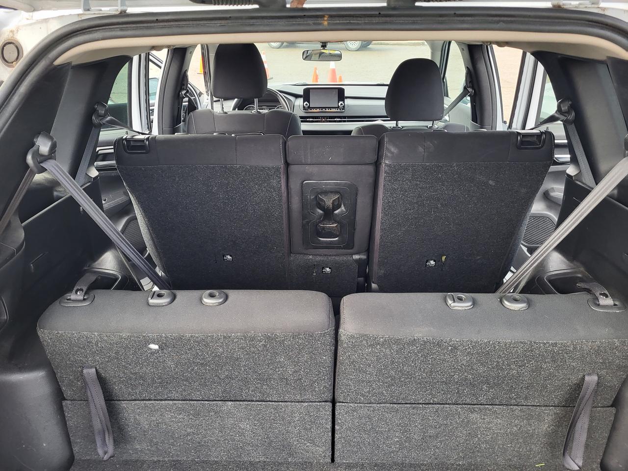 2022 Mitsubishi Outlander ES S-AWC Photo