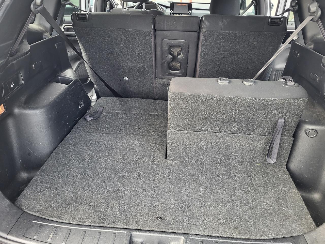 2022 Mitsubishi Outlander ES S-AWC Photo