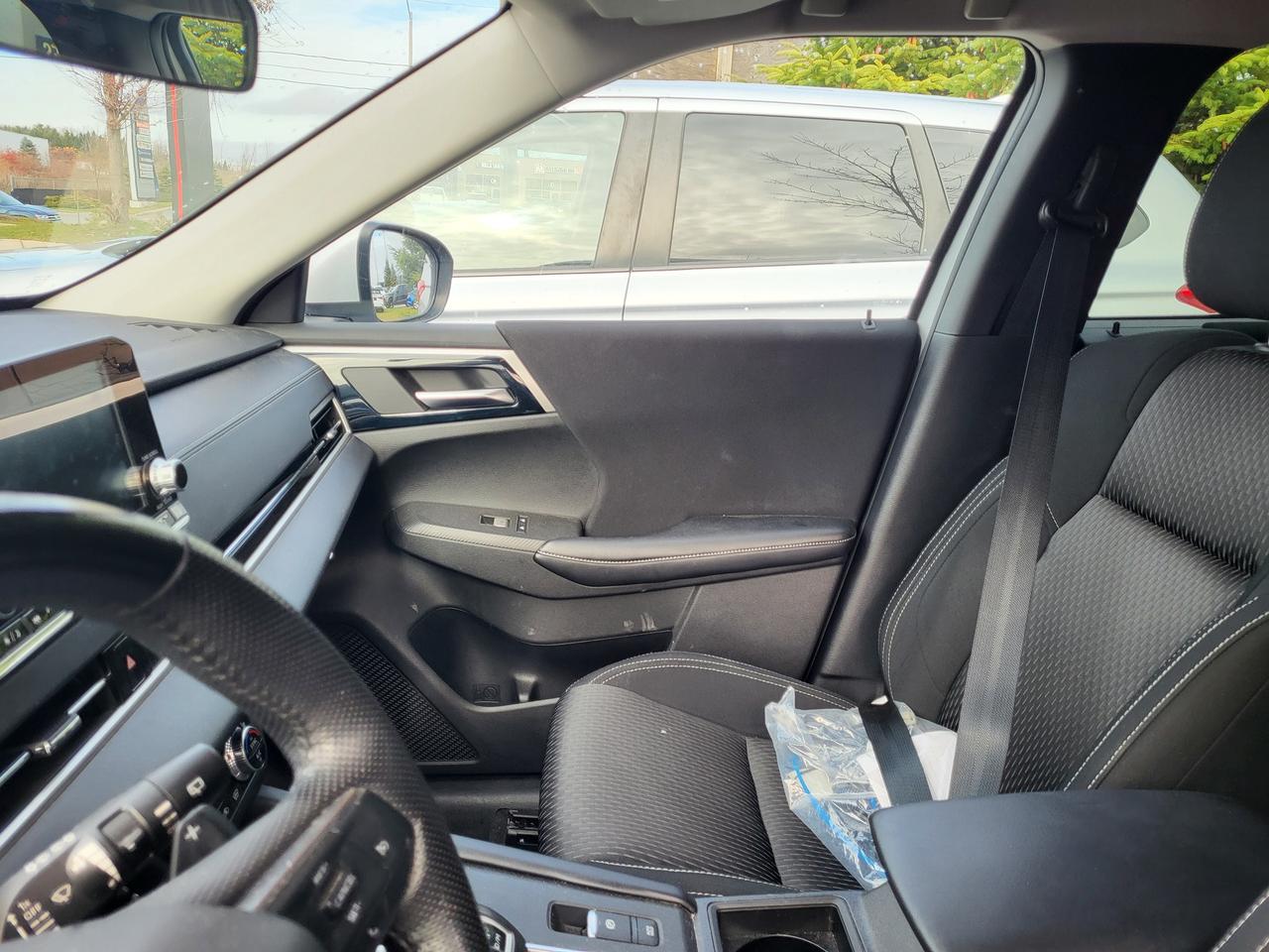 2022 Mitsubishi Outlander ES S-AWC Photo