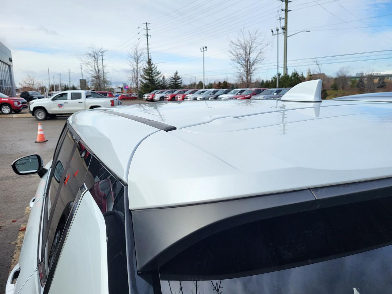 2022 Mitsubishi Outlander ES S-AWC Photo