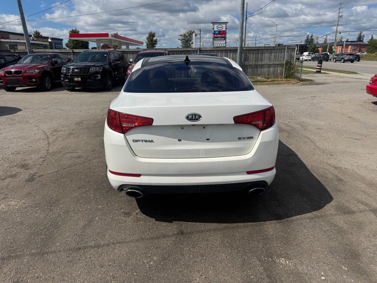2012 Kia Optima EX, LOADED, RUNS GREAT, CERTIFIED - Photo #4