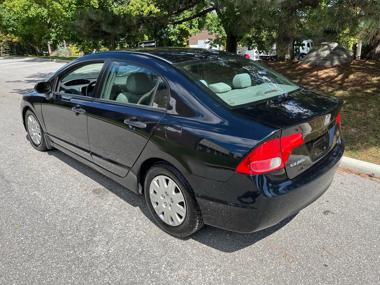 2007 Honda Civic DX - Photo #6