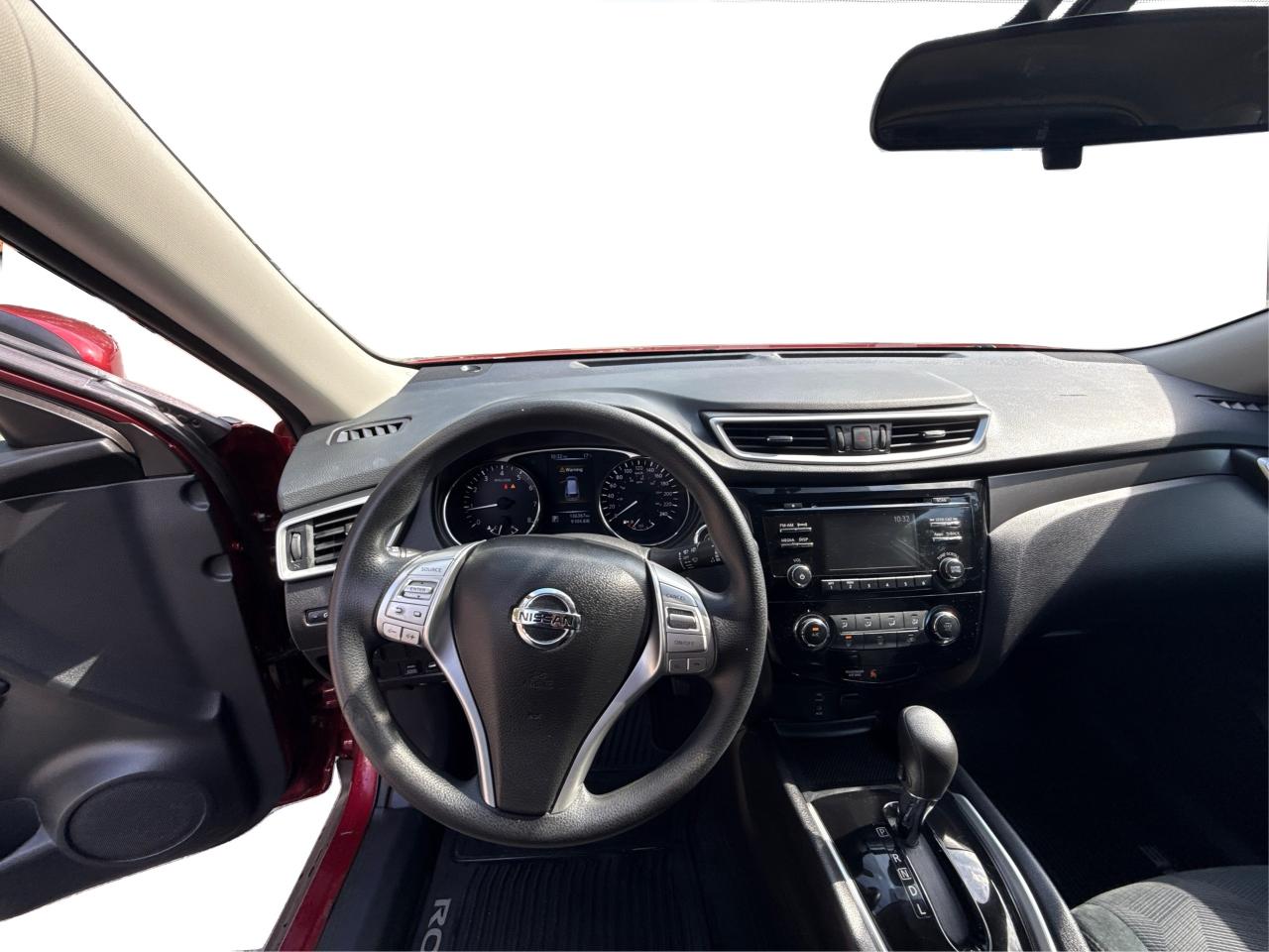2016 Nissan Rogue  - Photo #15
