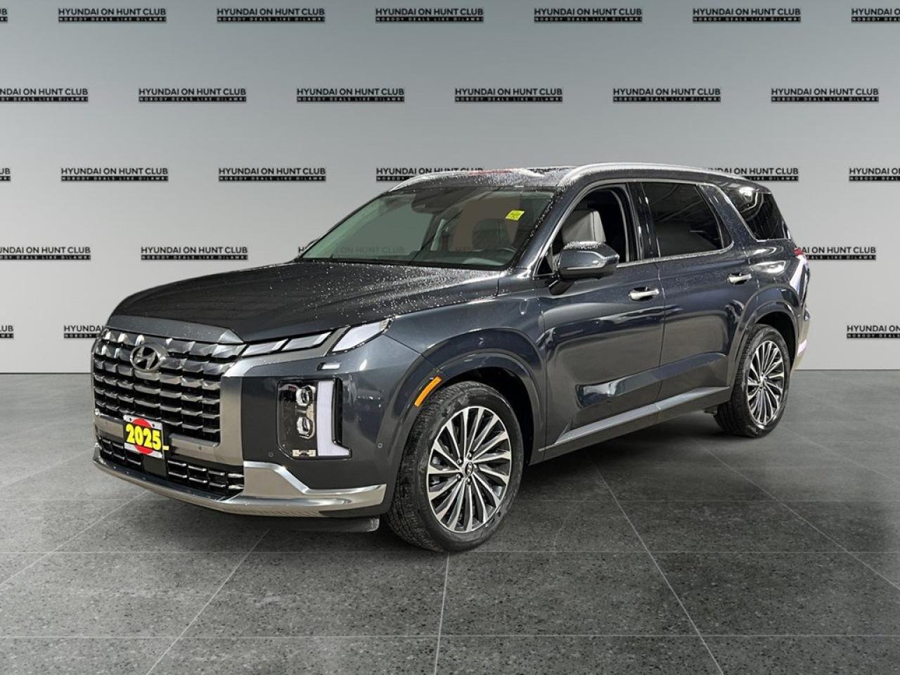 Used 2025 Hyundai PALISADE Ultimate Calligraphy 7-Passenger AWD for sale in Nepean, ON