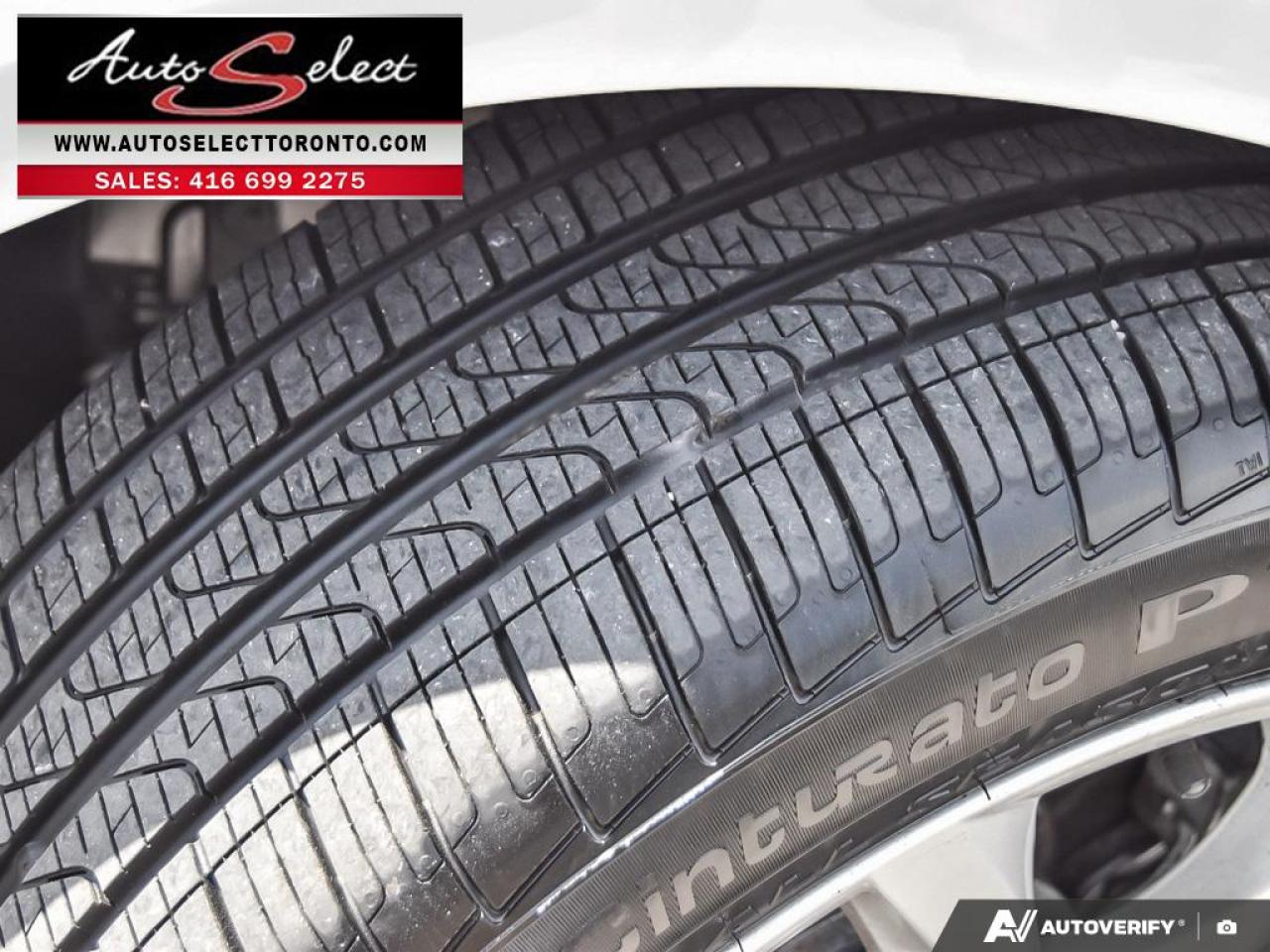 2016 BMW 528 i xDrive AWD - Technology Pkg - Executive Pkg Photo