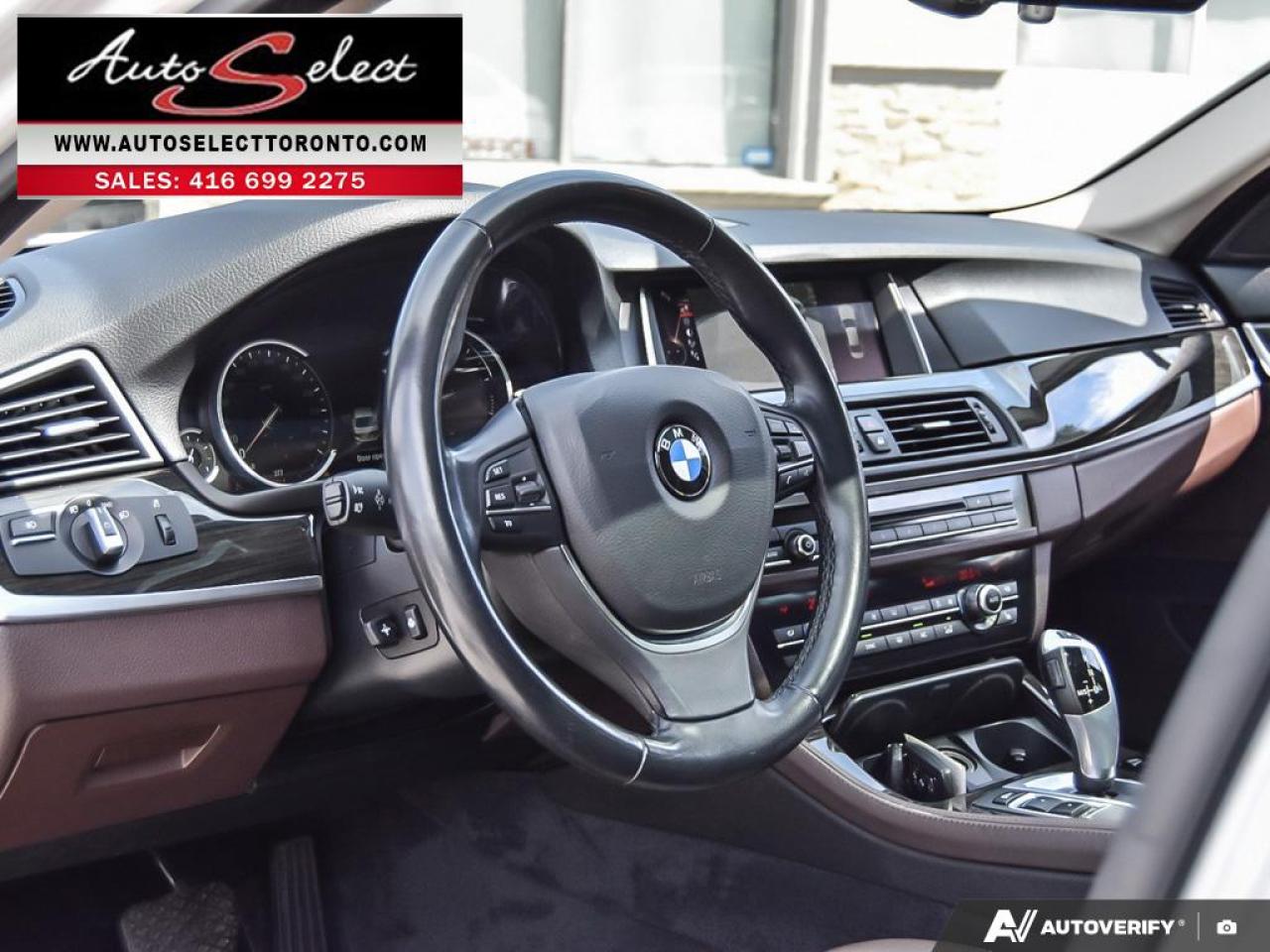 2016 BMW 528 i xDrive AWD - Technology Pkg - Executive Pkg Photo