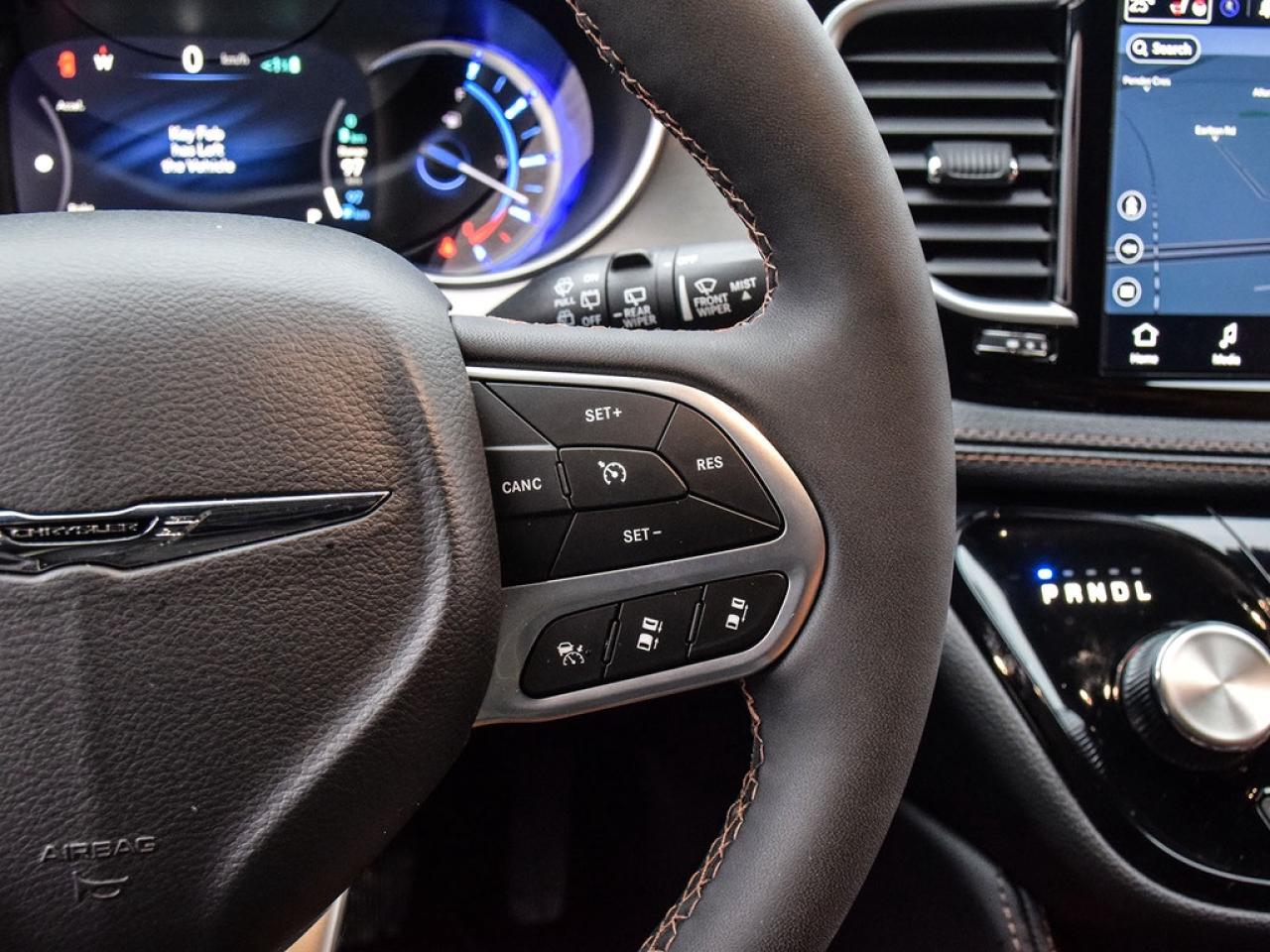 2024 Chrysler Pacifica Hybrid Pinnacle |HYBRID|PINNACLE|NAV|DVD|LEATHER|PANORROF|360CAM Photo