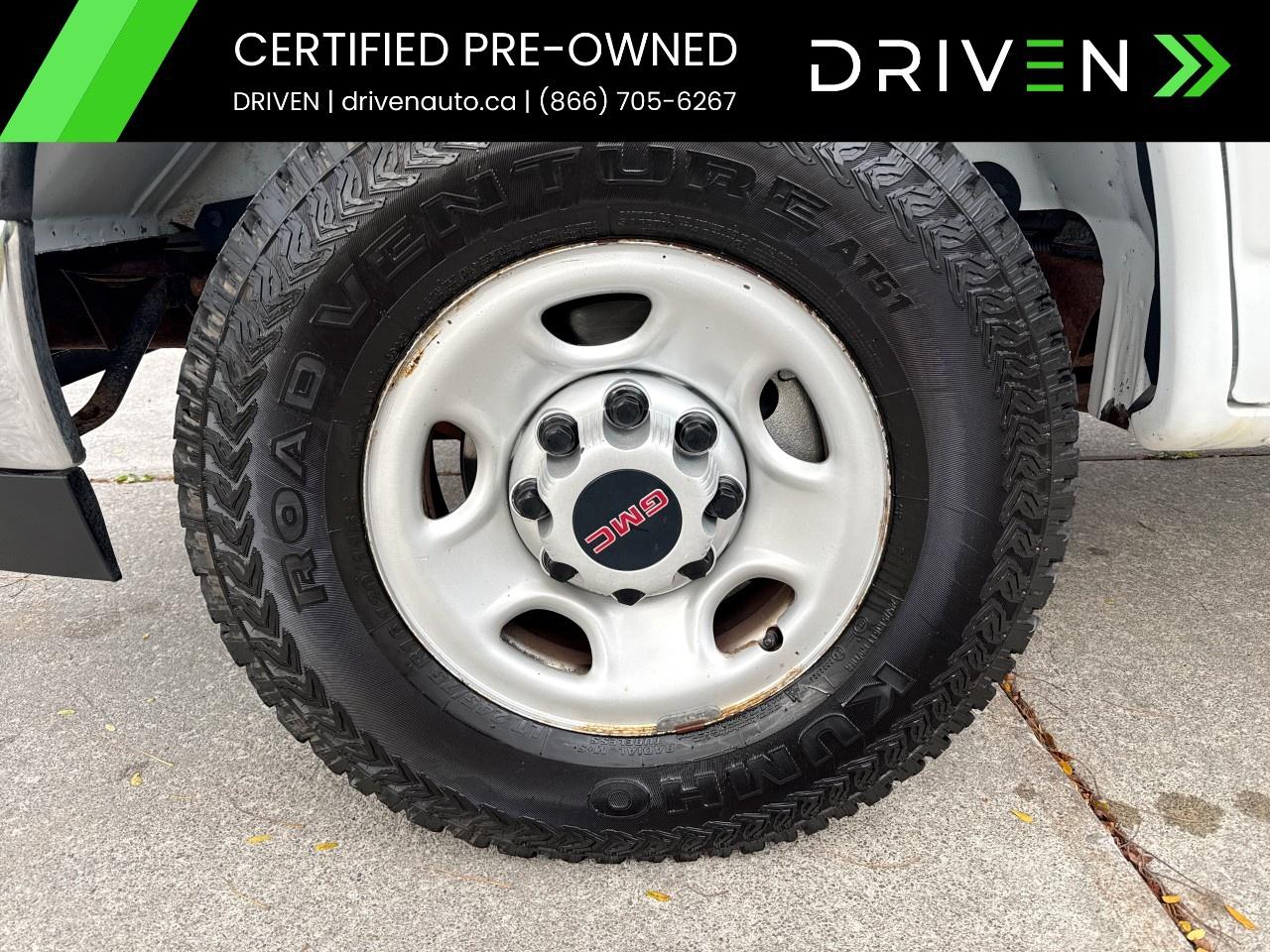 2020 GMC Savana Cargo Van 2500 Regular Wheelbase Rear-Wheel Drive Photo