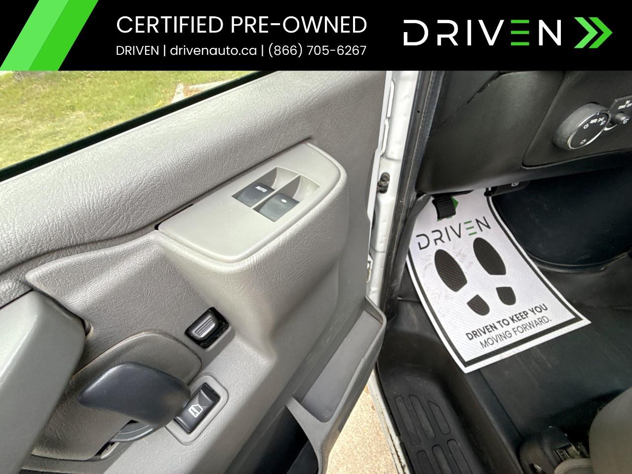 2020 GMC Savana Cargo Van 2500 Regular Wheelbase Rear-Wheel Drive Photo