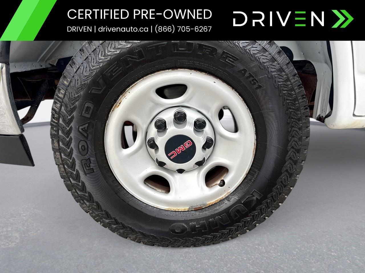 2020 GMC Savana Cargo Van 2500 Regular Wheelbase Rear-Wheel Drive Photo