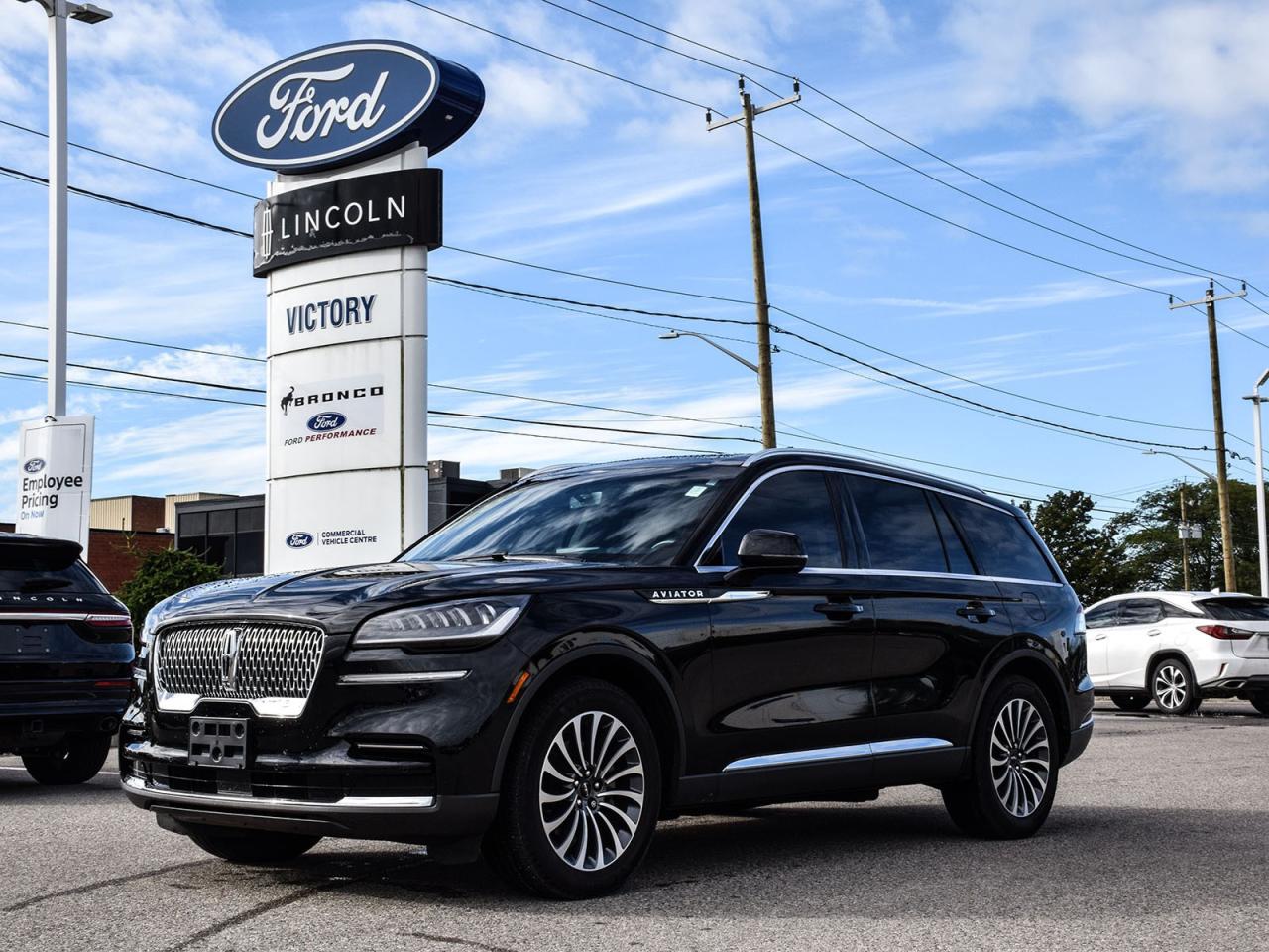 Used 2023 Lincoln Aviator Reserve Panoroof | ACC | Heated/Cooled Seats | for sale in Chatham, ON