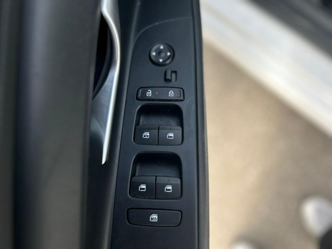 2023 Hyundai Elantra Preferred Photo