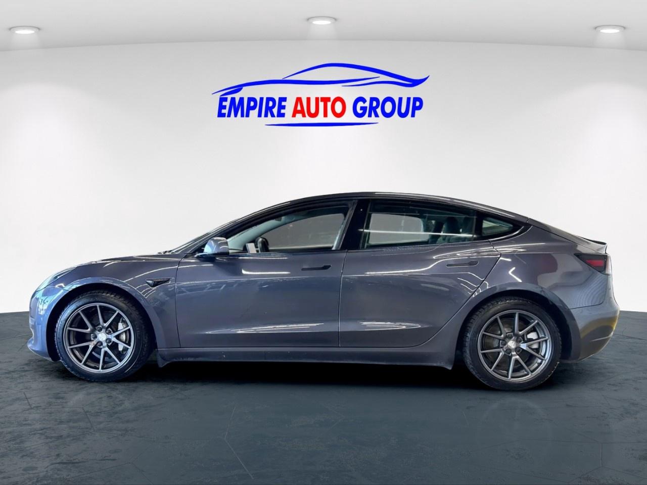 2022 Tesla Model 3 STANDARD Photo4