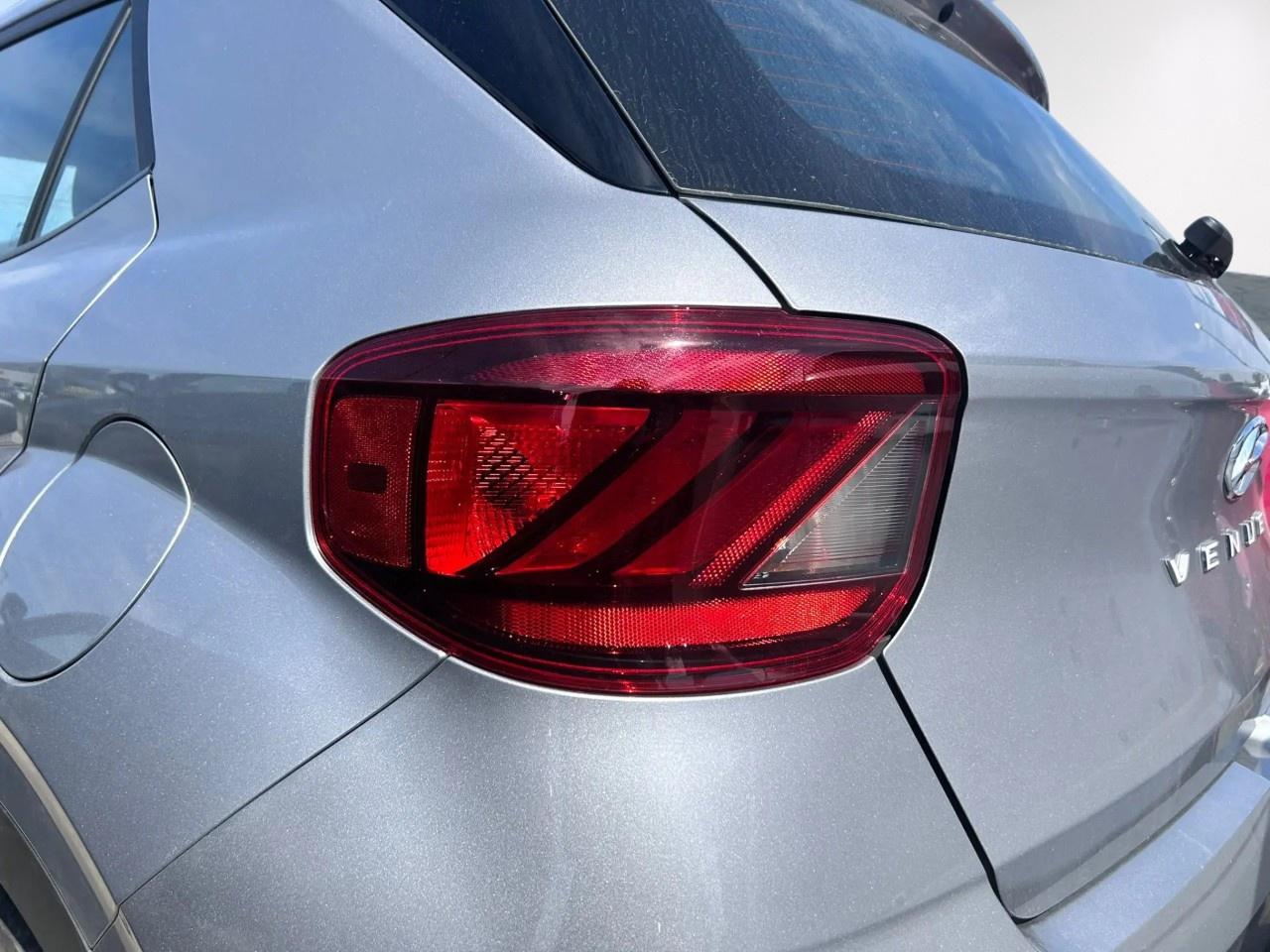 2025 Hyundai Venue SEL Photo