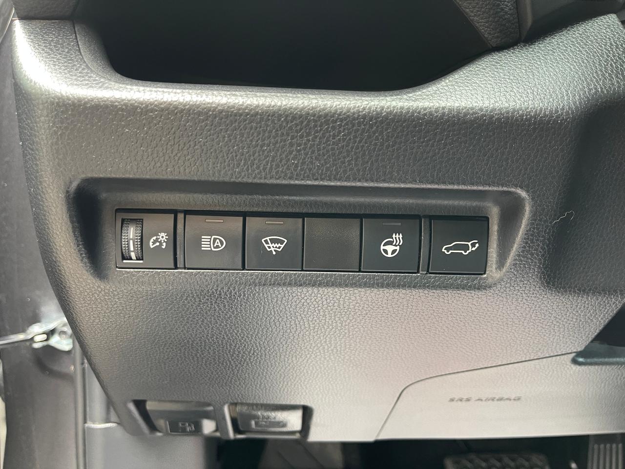 2021 Toyota RAV4 XLE Premium Photo