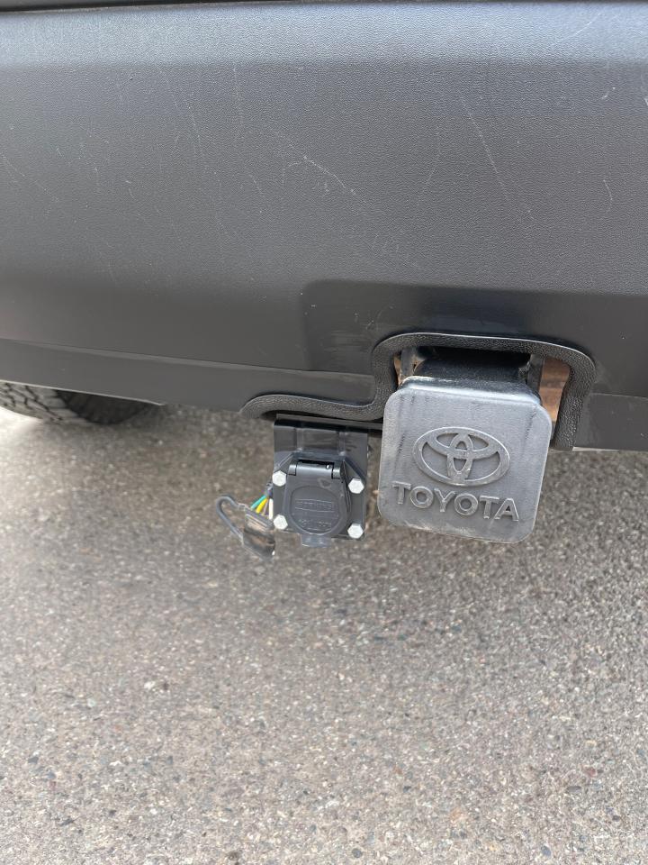 2021 Toyota RAV4 XLE Premium Photo