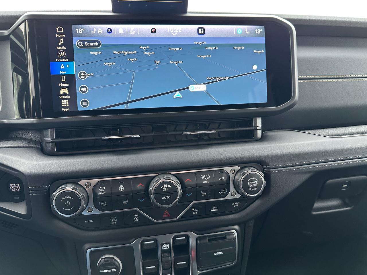 2026 Jeep Wrangler Sahara Photo