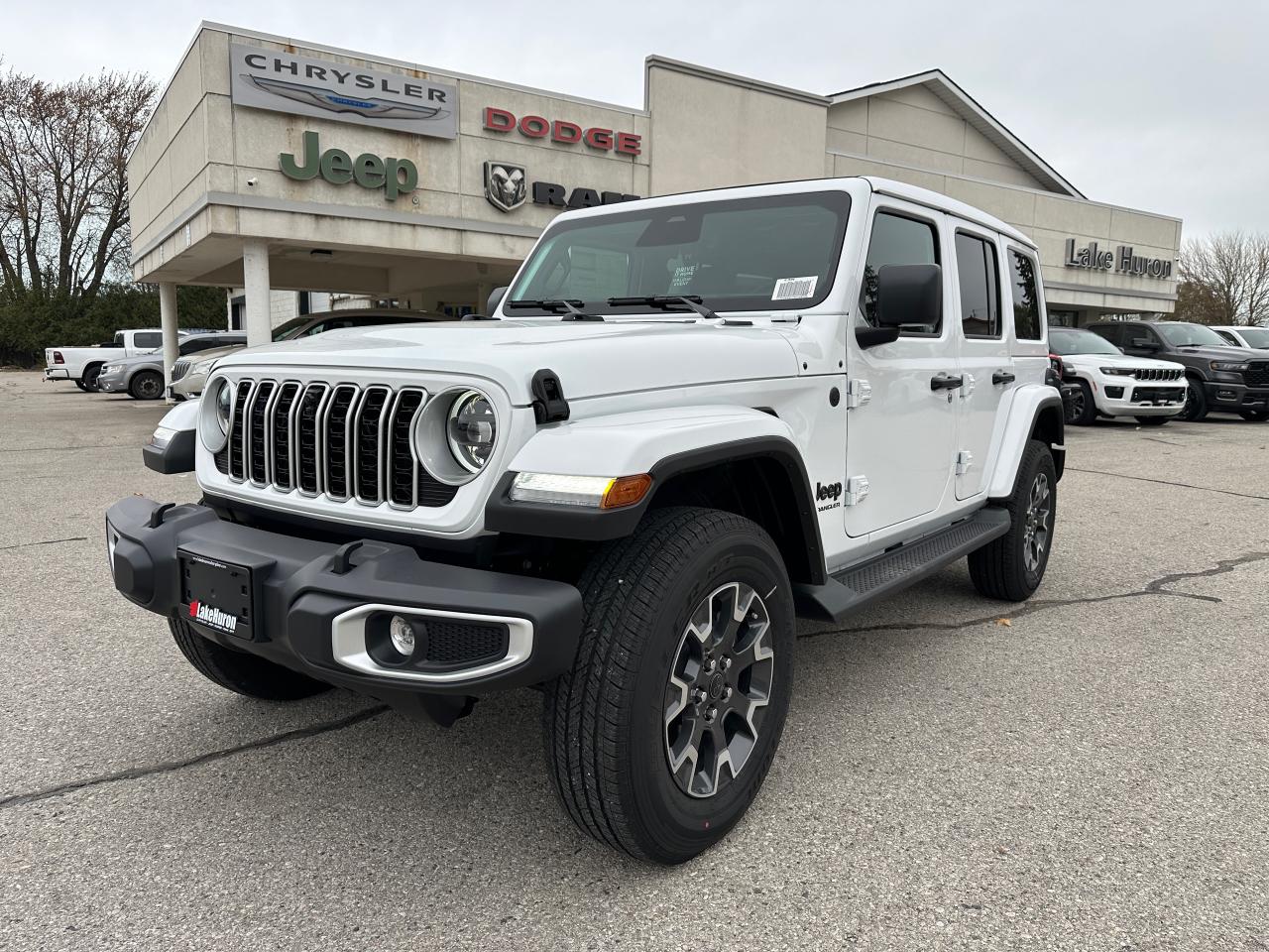 2026 Jeep Wrangler Sahara Photo