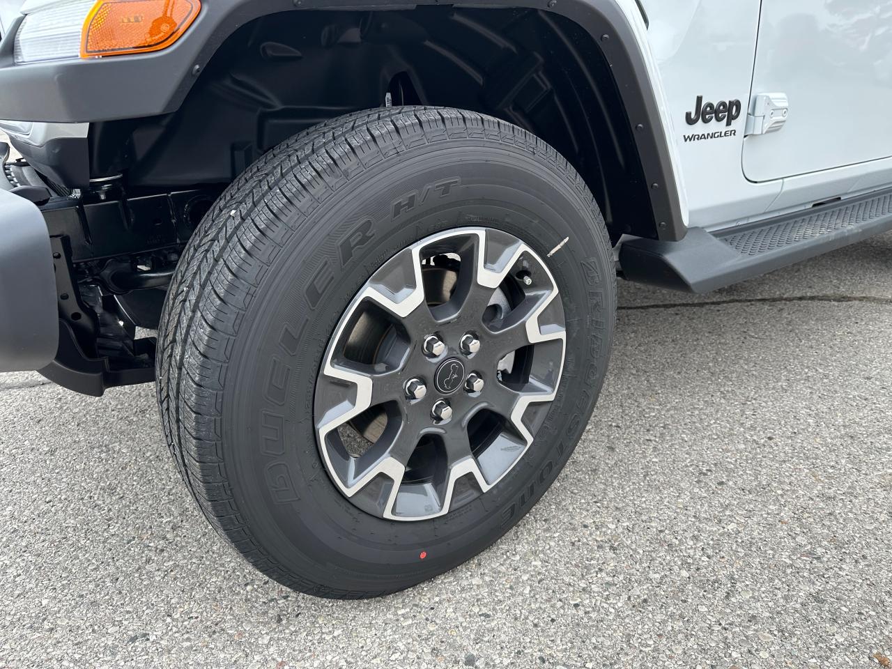 2026 Jeep Wrangler Sahara Photo