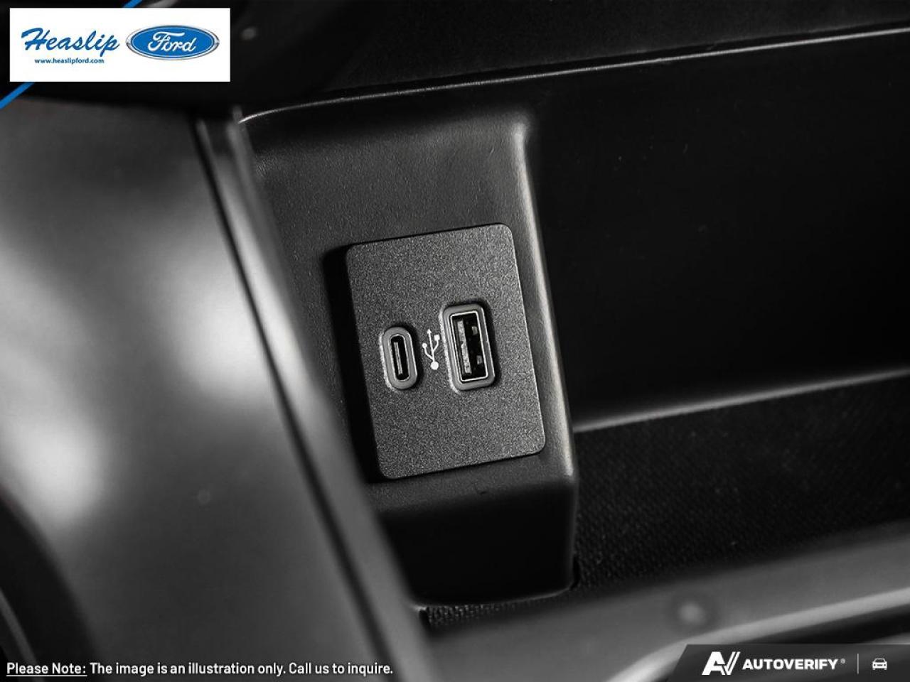2025 Ford F-150 XLT Photo5