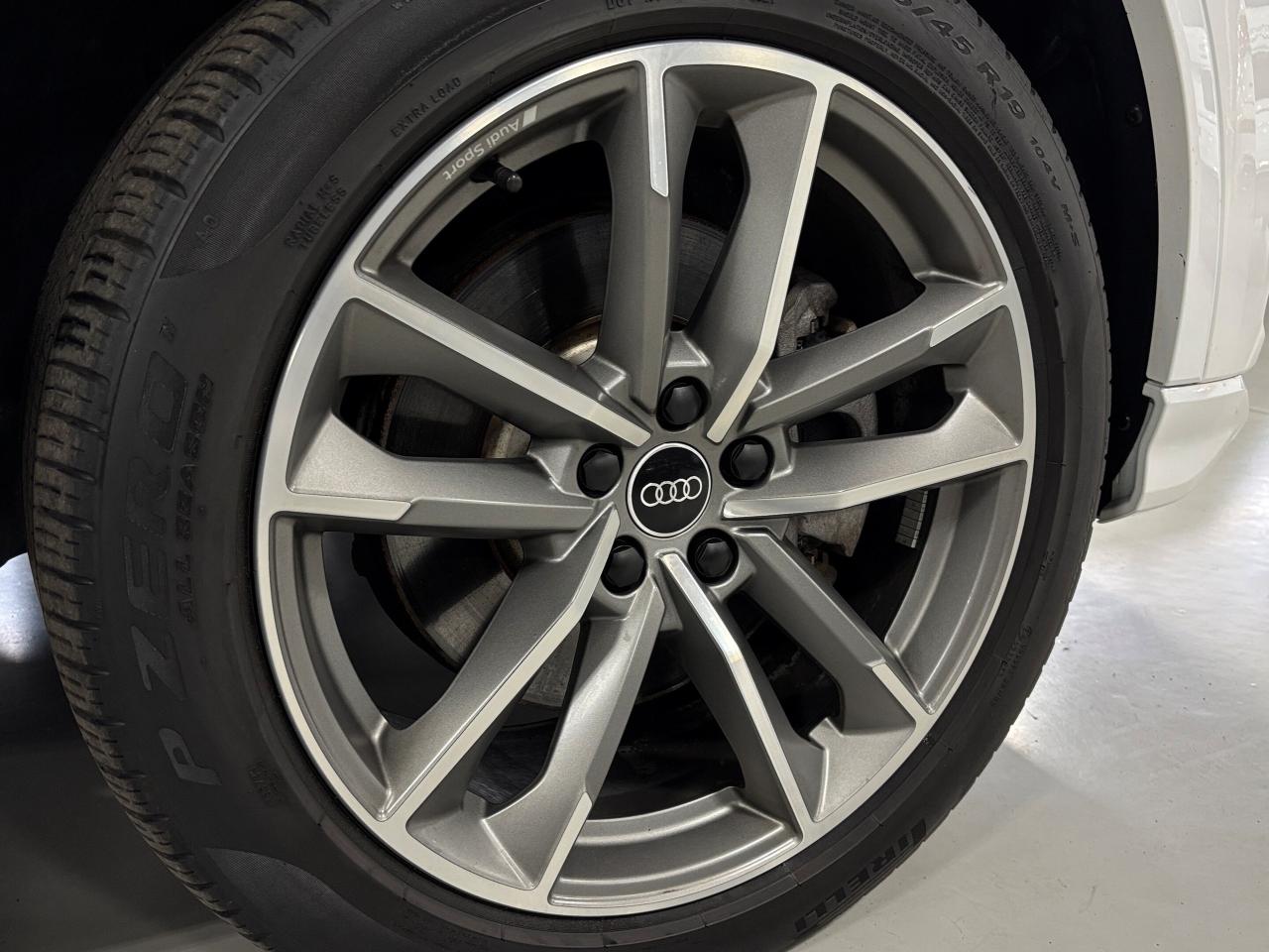 2022 Audi Q3 Komfort|QUATTRO|VORSPRUNG EDITION PKG|LEATHER|+++ - Photo #4