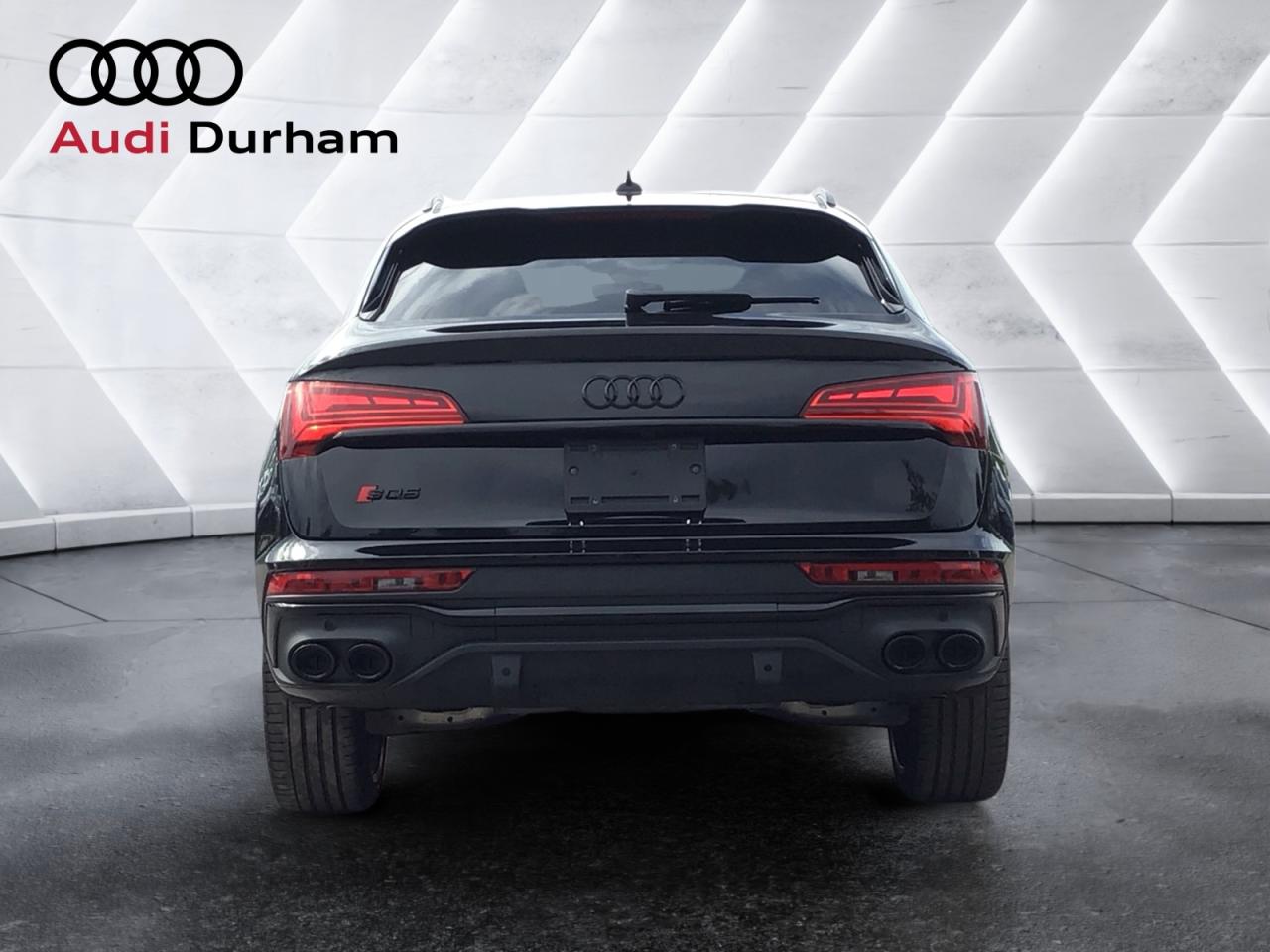 2024 Audi SQ5 Sportback 3.0T Technik + Dynamic Pkg | Black Optics Pkg Photo3