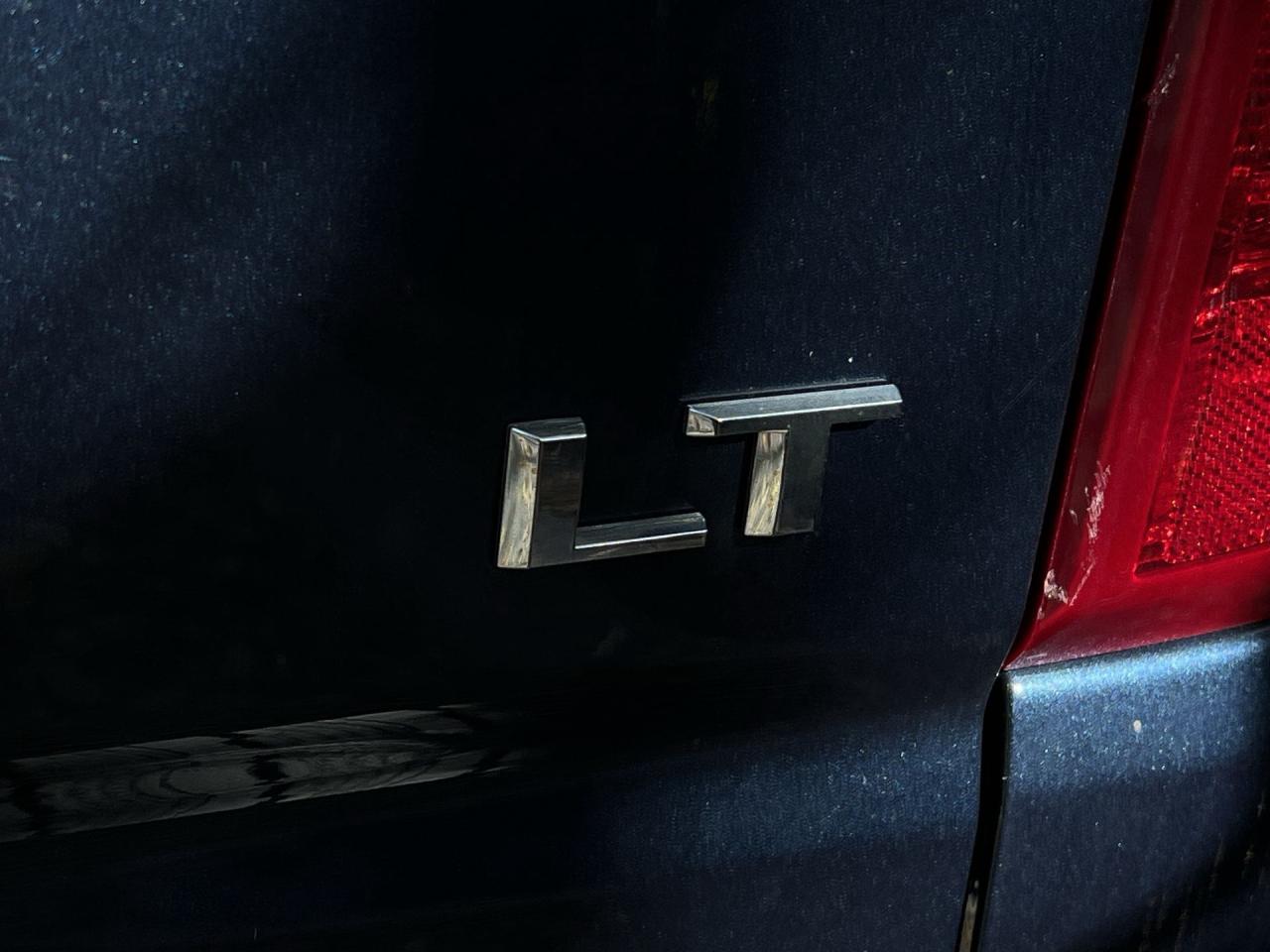 2021 Chevrolet Silverado 1500 LT 4X4 | Z71 | HTD LEATHER | 5.3L V8 | CREW CAB Photo