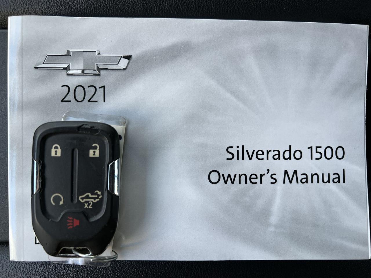 2021 Chevrolet Silverado 1500 LT 4X4 | Z71 | HTD LEATHER | 5.3L V8 | CREW CAB Photo