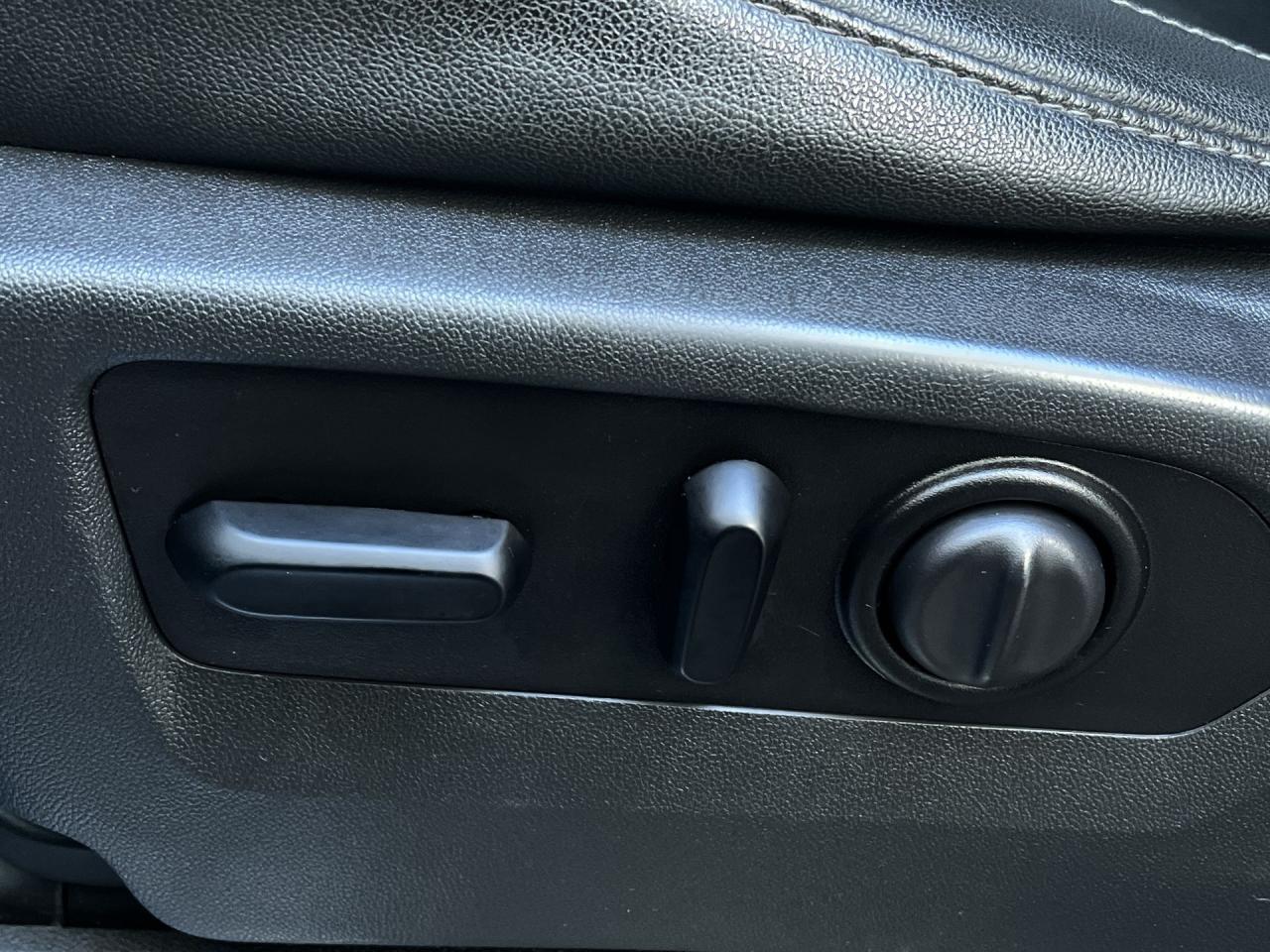 2021 Chevrolet Silverado 1500 LT 4X4 | Z71 | HTD LEATHER | 5.3L V8 | CREW CAB Photo