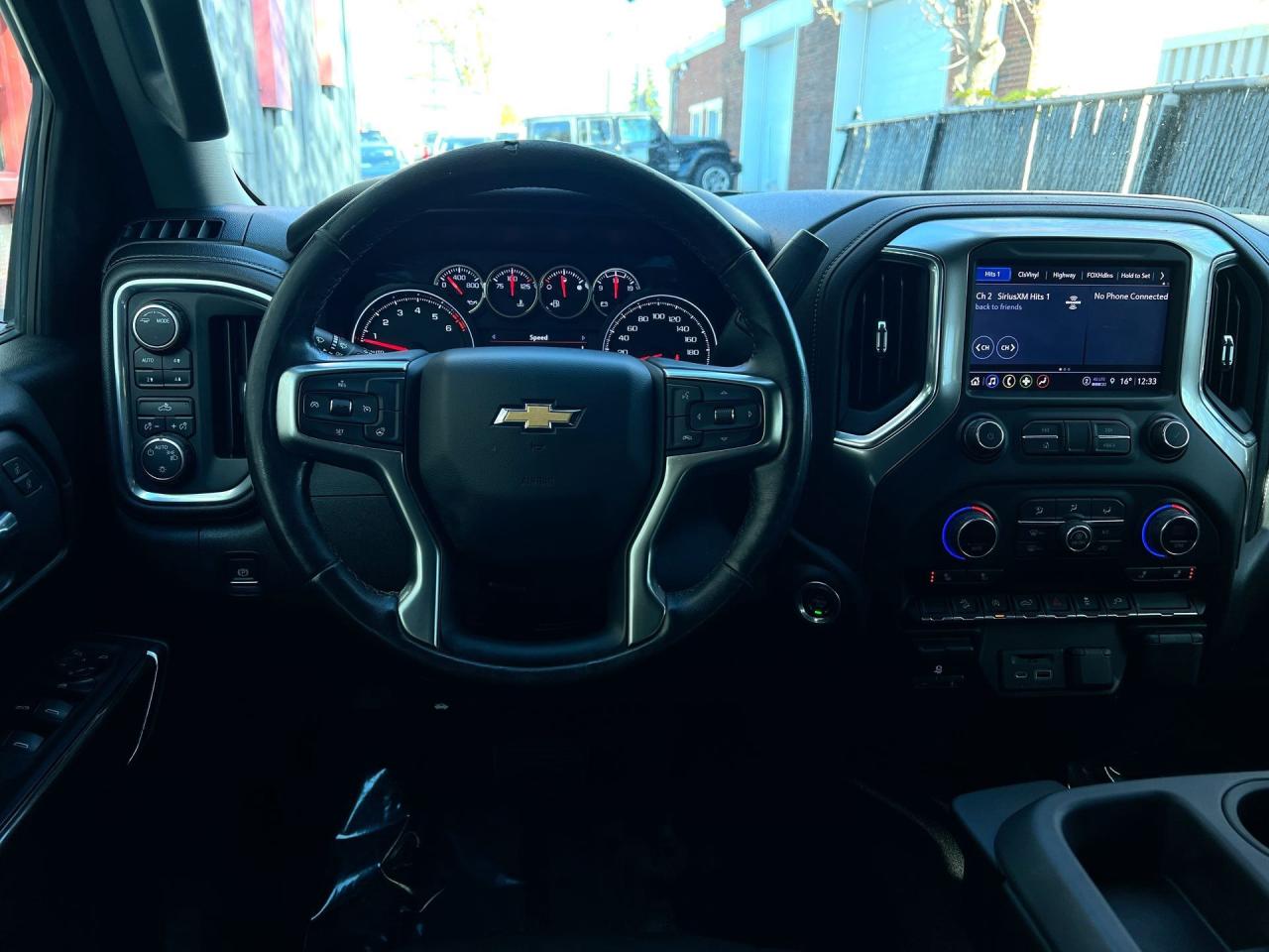 2021 Chevrolet Silverado 1500 LT 4X4 | Z71 | HTD LEATHER | 5.3L V8 | CREW CAB Photo