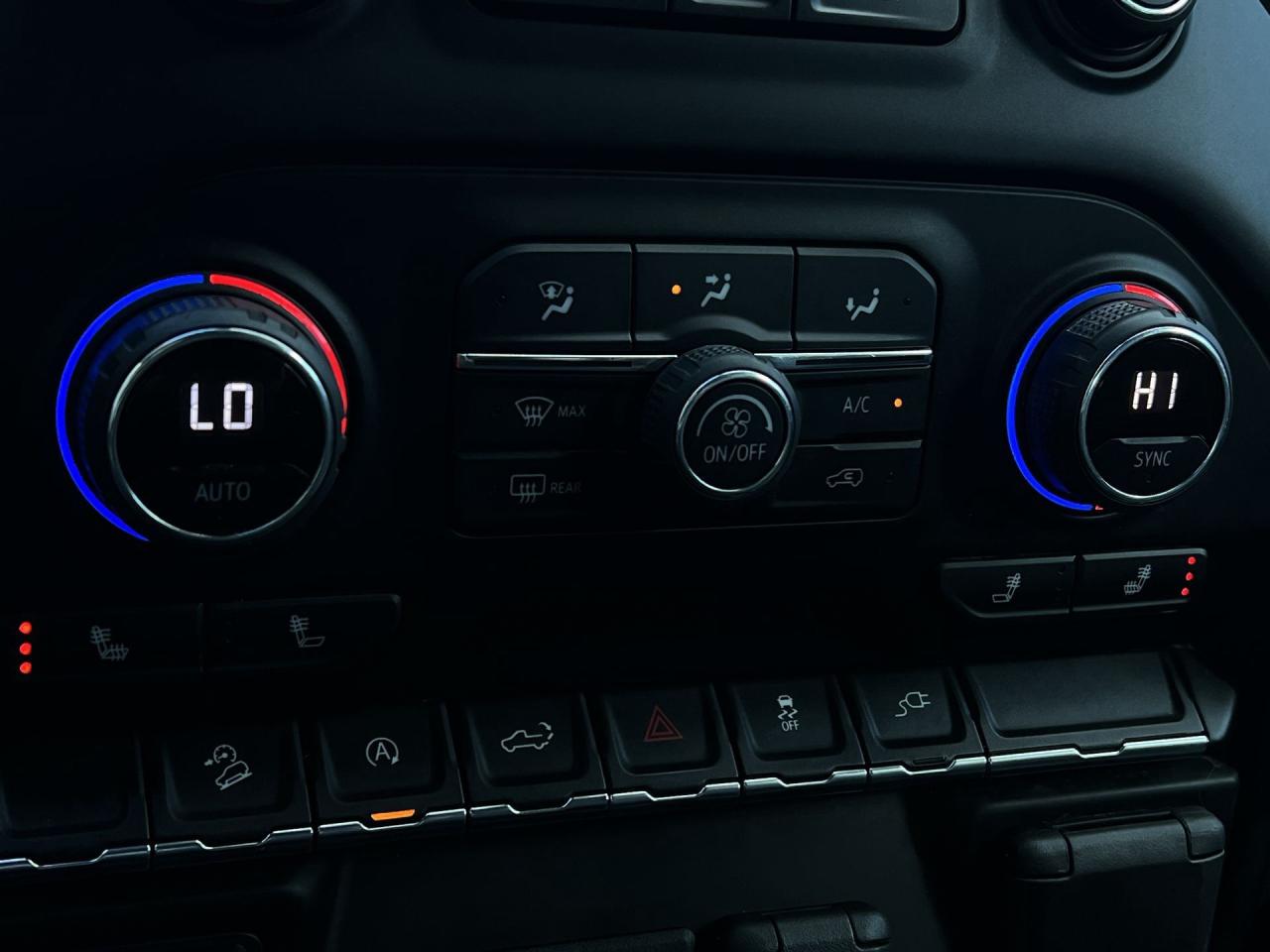 2021 Chevrolet Silverado 1500 LT 4X4 | Z71 | HTD LEATHER | 5.3L V8 | CREW CAB Photo