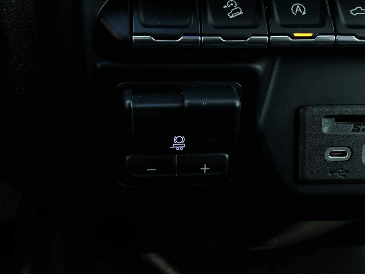 2021 Chevrolet Silverado 1500 LT 4X4 | Z71 | HTD LEATHER | 5.3L V8 | CREW CAB Photo