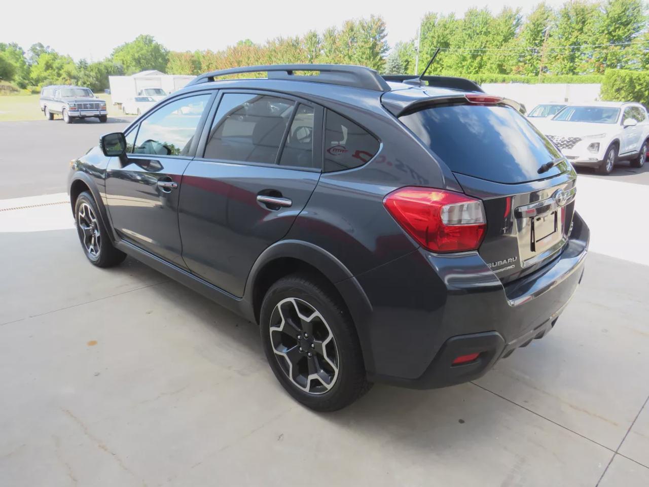 2014 Subaru XV Crosstrek Limited  | Safety Certified | AWD | Alloy Rims | Leather | Navigation | Sunroof | Heated Seats | Digital Touchscreen | Reverse Camera | Bluetooth | Cruise Control Photo