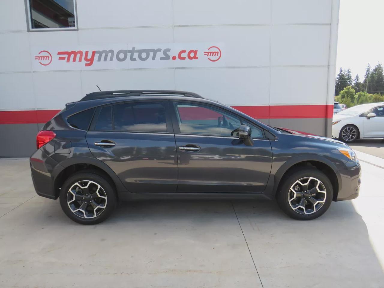 2014 Subaru XV Crosstrek Limited  | Safety Certified | AWD | Alloy Rims | Leather | Navigation | Sunroof | Heated Seats | Digital Touchscreen | Reverse Camera | Bluetooth | Cruise Control Photo