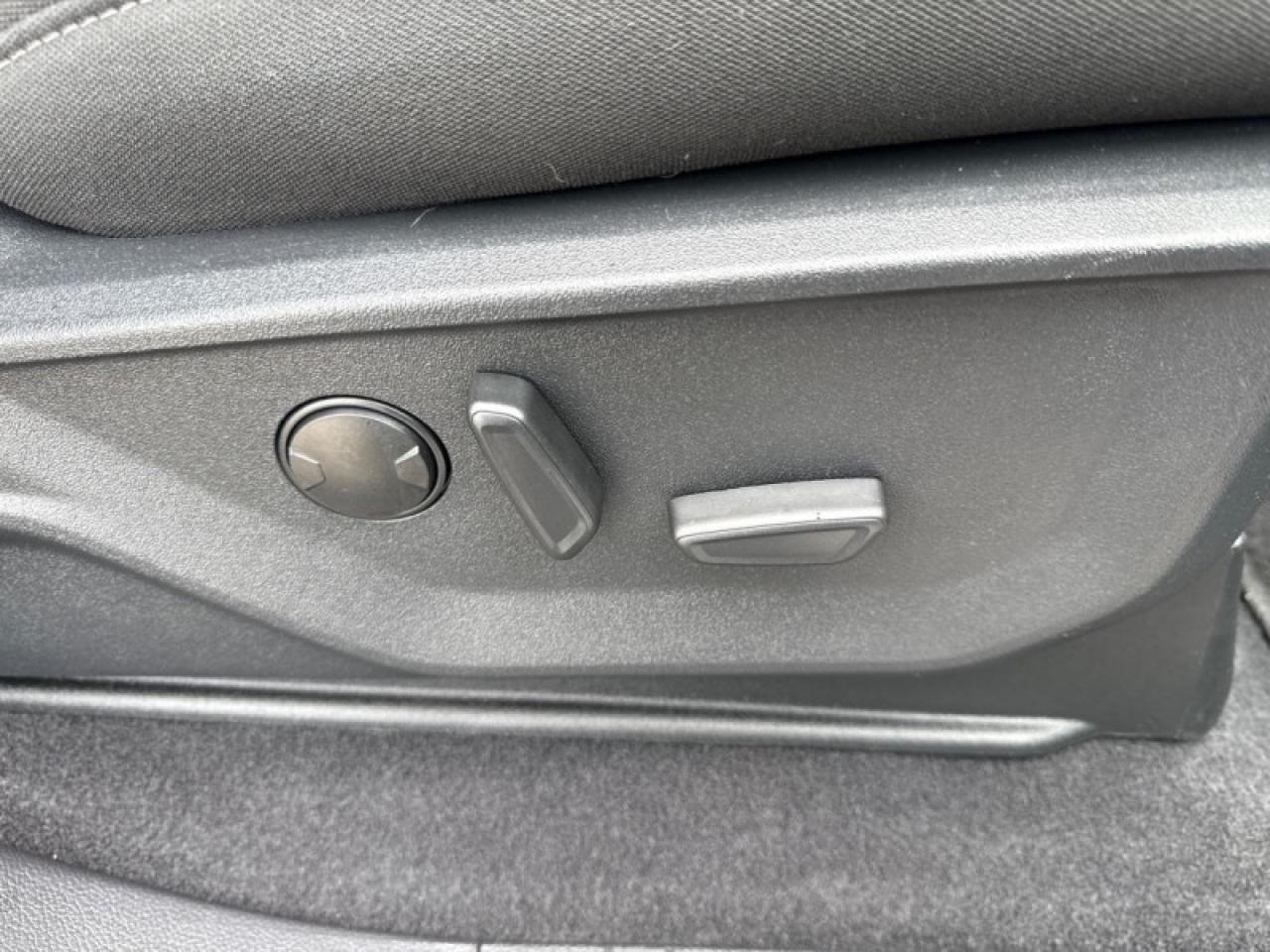 2023 Ford F-150 XLT  Sport Package Navigation GPS Photo