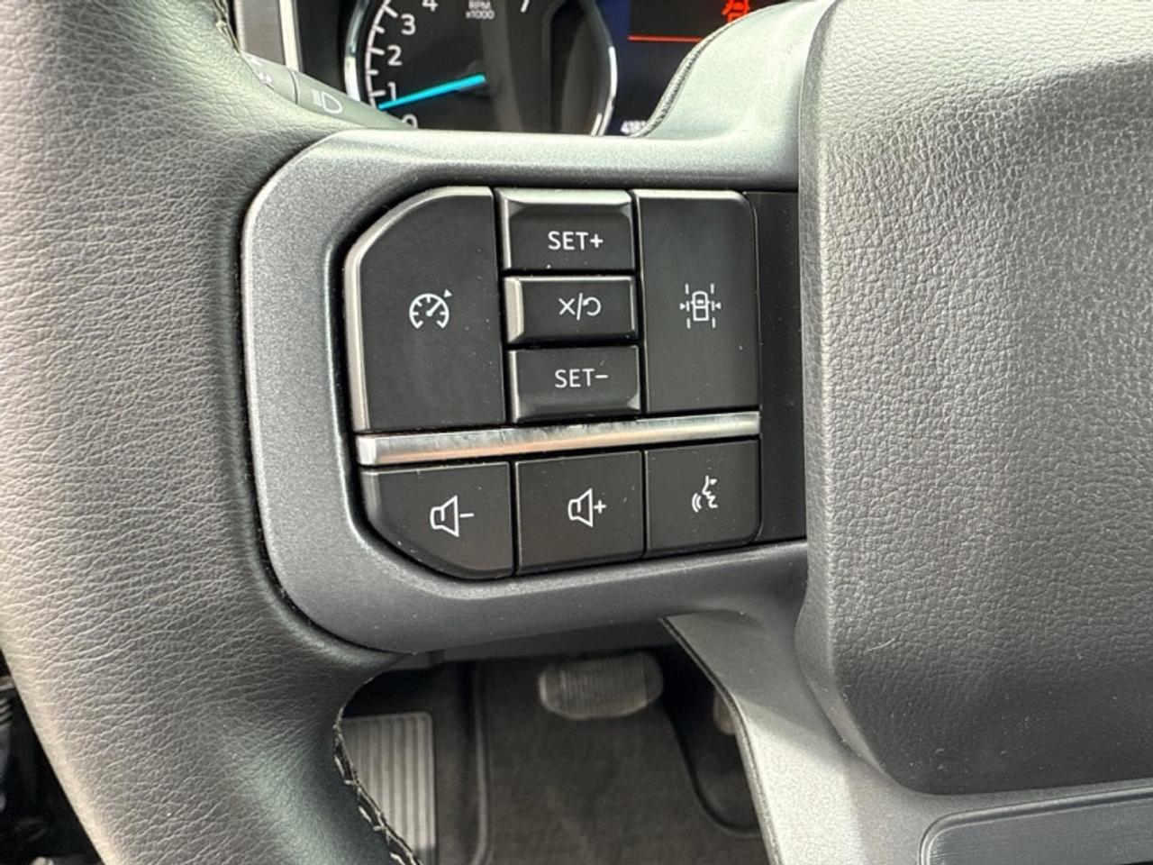 2023 Ford F-150 XLT  Sport Package Navigation GPS Photo